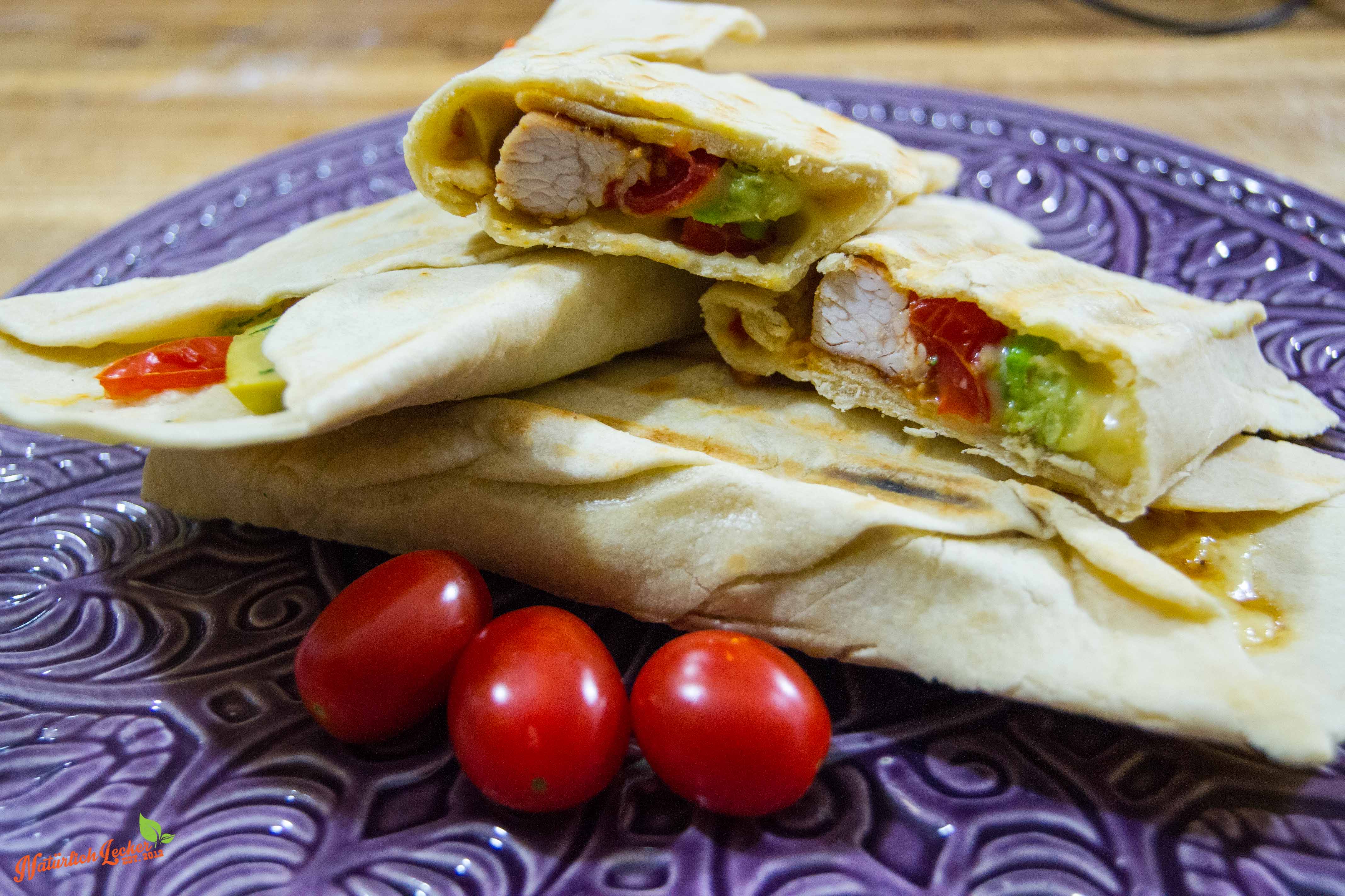 Burrito mit Hähnchen und Tomate - Natürlich Lecker