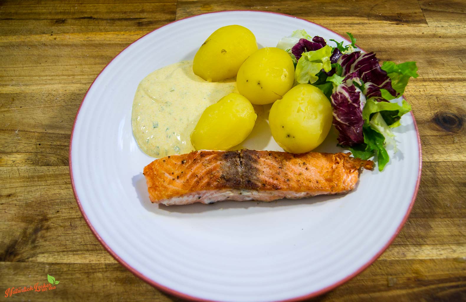 Pellkartoffeln mit Lachs und goldenem Quark - Natürlich Lecker